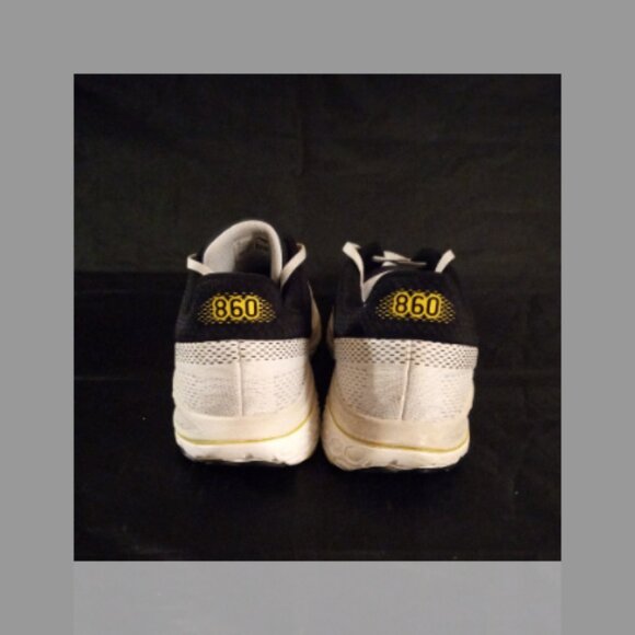 New Balance Fresh Foam X 860 v14 - Picture 3 of 16